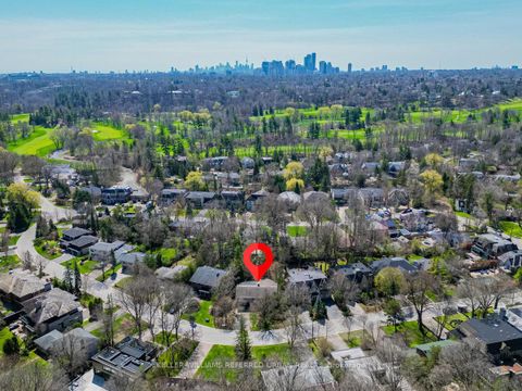 Photo 34 at 15 York Valley Crescent, York Mills, Toronto