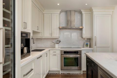 Photo 6 at 304 - 71 Old Mill Road, Kingsway South, Toronto
