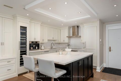 Photo 8 at 304 - 71 Old Mill Road, Kingsway South, Toronto