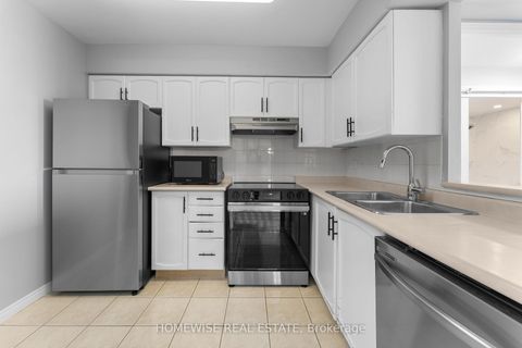 Photo 3 at 910 - 850 Steeles Avenue, Lakeview Estates, Vaughan