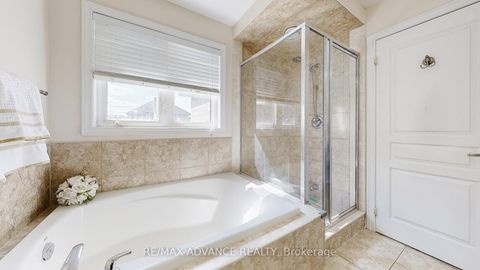 Photo 19 at 151 Laramie Crescent, Patterson, Vaughan