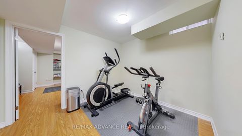 Photo 33 at 151 Laramie Crescent, Patterson, Vaughan