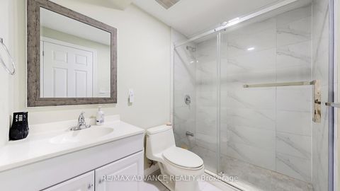 Photo 34 at 151 Laramie Crescent, Patterson, Vaughan