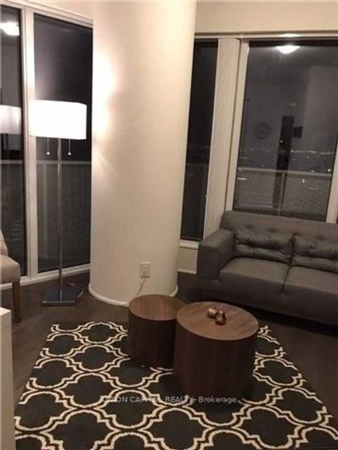 Photo 8 at 7002 - 88 Harbour Street, Waterfront Communities C1, Toronto
