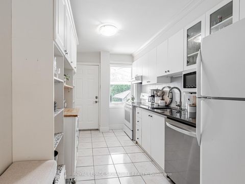 Photo 7 at 412 Maybank Avenue, Junction Area, Toronto