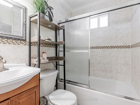 Photo 12 at 412 Maybank Avenue, Junction Area, Toronto