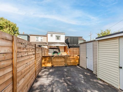 Photo 23 at 412 Maybank Avenue, Junction Area, Toronto