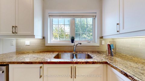 Photo 13 at 43 Alhart Street, Jefferson, Richmond Hill