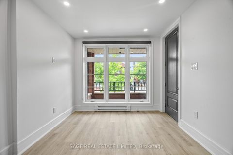 Photo 7 at 25 Chamberlain Avenue, Belgravia, Toronto