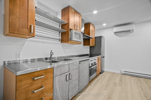 Photo 27 at 25 Chamberlain Avenue, Belgravia, Toronto