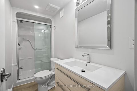 Photo 38 at 25 Chamberlain Avenue, Belgravia, Toronto