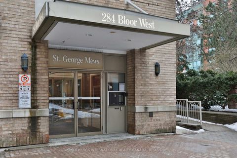 Photo 15 at 704 - 284 Bloor Street W, Annex, Toronto
