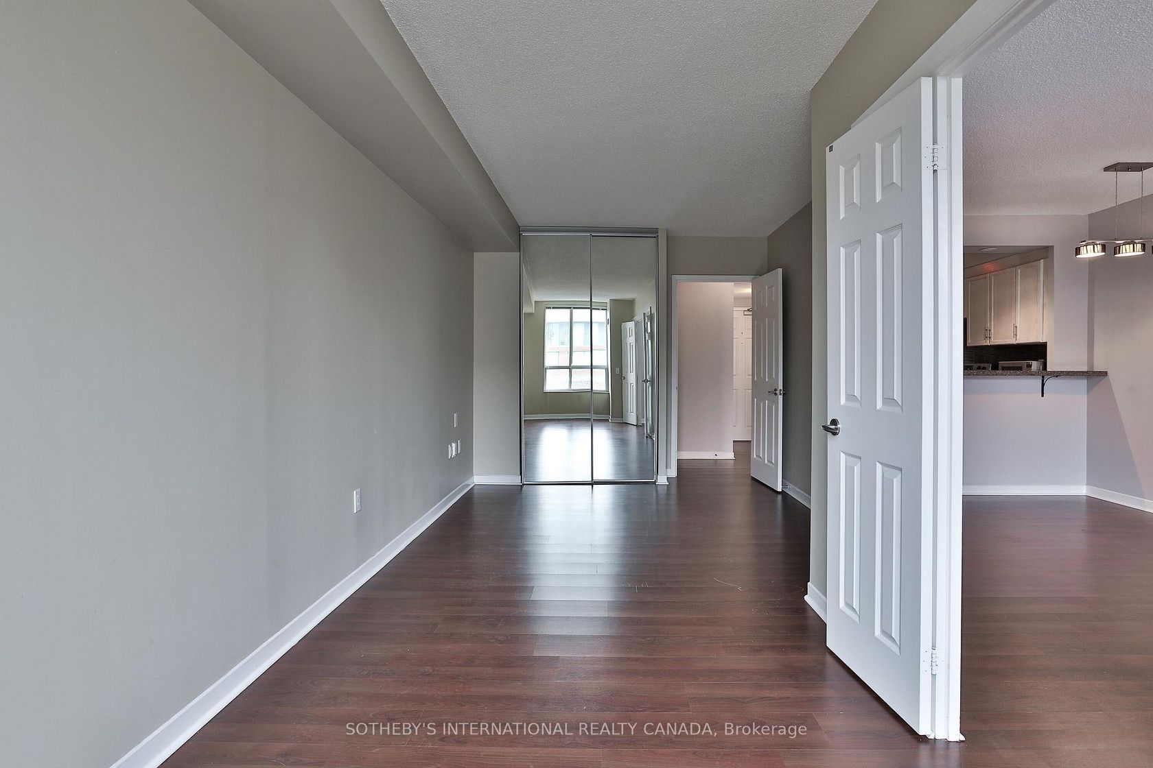 704 - 284 Bloor Street W, Annex, Toronto 