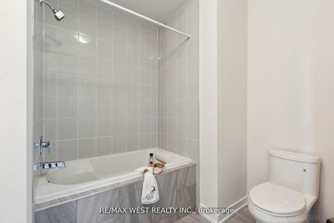 Photo 17 at 147 Salterton Circle, Rural Vaughan, Vaughan