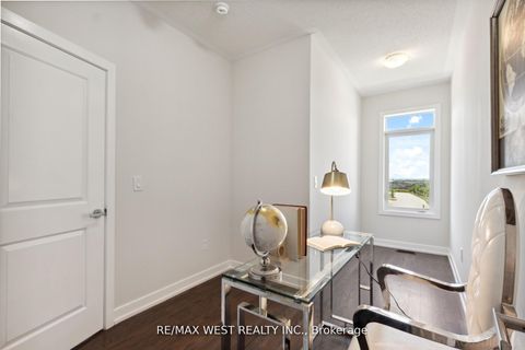 Photo 19 at 147 Salterton Circle, Rural Vaughan, Vaughan