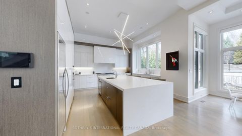 Photo 13 at 77 Bannatyne Drive, Windfields, Toronto