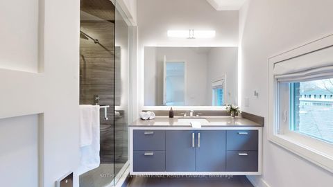 Photo 33 at 77 Bannatyne Drive, Windfields, Toronto