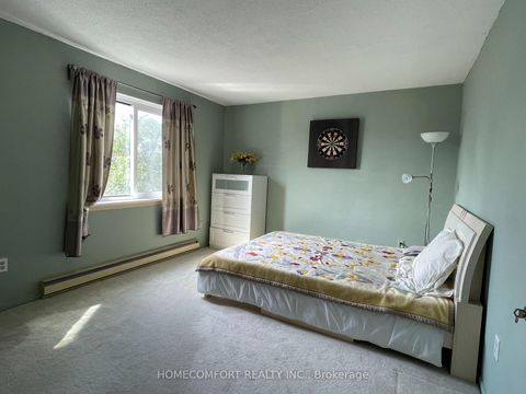 Photo 2 at 104 - 3740 Don Mills Road, Hillcrest Village, Toronto