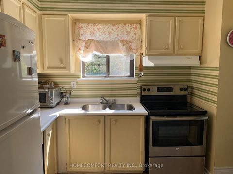 Photo 4 at 104 - 3740 Don Mills Road, Hillcrest Village, Toronto
