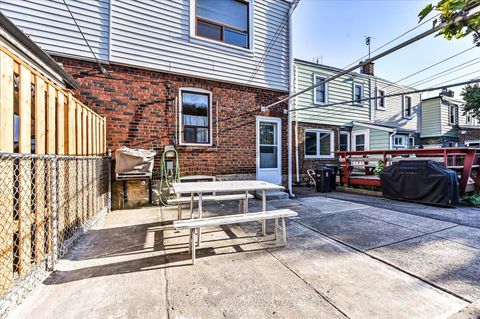 Photo 26 at 418 Sammon Avenue, East York, Toronto