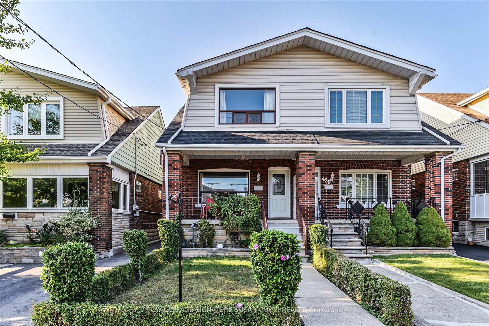 418 Sammon Avenue, East York, Toronto 