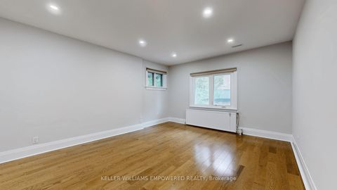 Photo 16 at 107 Lawrence Crescent, Lawrence Park South, Toronto