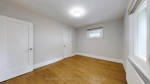 Photo 24 at 107 Lawrence Crescent, Lawrence Park South, Toronto