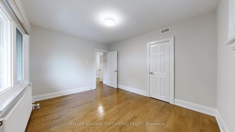 Photo 25 at 107 Lawrence Crescent, Lawrence Park South, Toronto