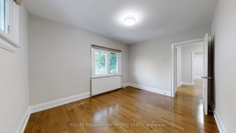 Photo 26 at 107 Lawrence Crescent, Lawrence Park South, Toronto