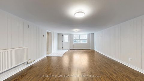 Photo 33 at 107 Lawrence Crescent, Lawrence Park South, Toronto