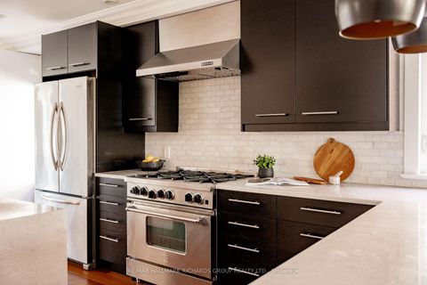 Photo 12 at 138 Ashdale Avenue, Coxwell, Toronto