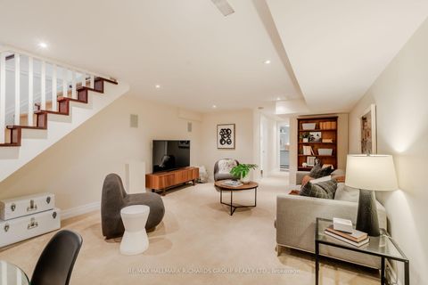 Photo 32 at 138 Ashdale Avenue, Coxwell, Toronto