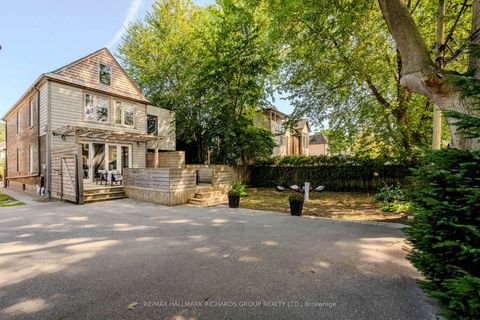 Photo 37 at 138 Ashdale Avenue, Coxwell, Toronto