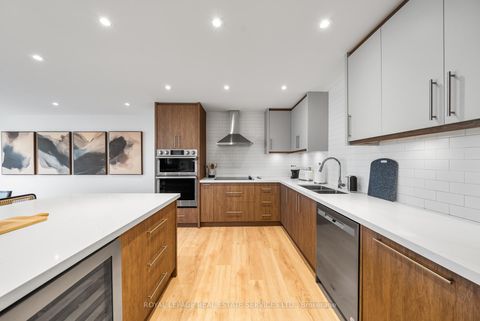 Photo 13 at 2008 - 175 Cumberland Street, Annex, Toronto