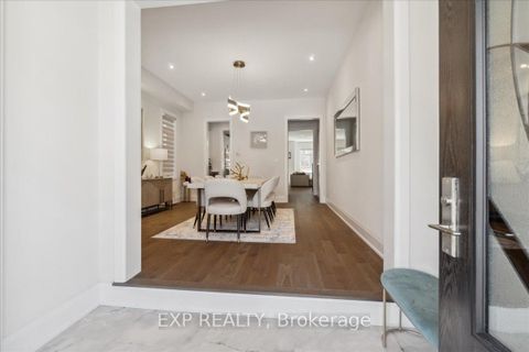Photo 1 at 79 Mevira Gardens, GO Glenorchy, Oakville