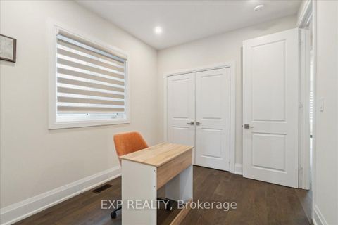 Photo 31 at 79 Mevira Gardens, GO Glenorchy, Oakville