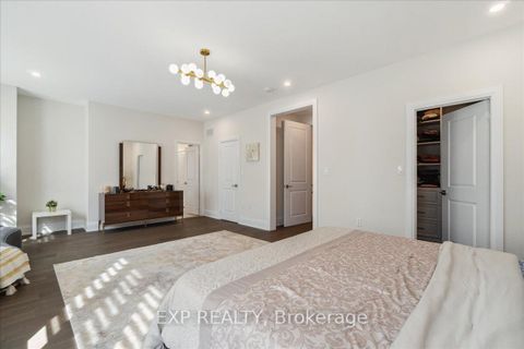 Photo 34 at 79 Mevira Gardens, GO Glenorchy, Oakville