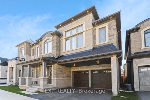 Photo 45 at 79 Mevira Gardens, GO Glenorchy, Oakville