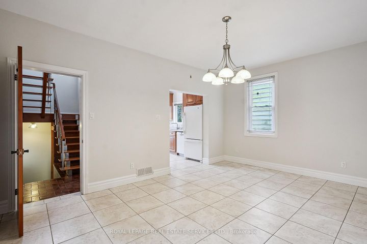 Photo 12 at 29 Greenlaw Avenue, Davenport, Toronto