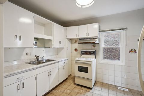 Photo 25 at 29 Greenlaw Avenue, Davenport, Toronto