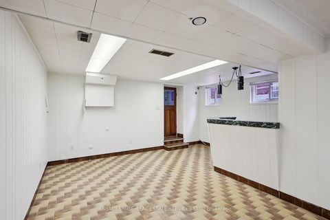 Photo 37 at 29 Greenlaw Avenue, Davenport, Toronto
