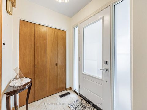 Photo 2 at 205 Vauxhall Drive, Dorset Park, Toronto
