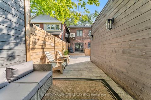 Photo 38 at 10 Oakdene Crescent, Danforth, Toronto