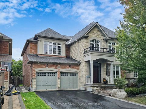 Photo 0 at 192 Tonner Crescent, Bayview Northeast, Aurora
