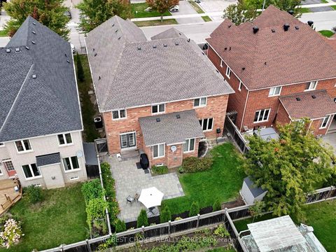 Photo 34 at 192 Tonner Crescent, Bayview Northeast, Aurora