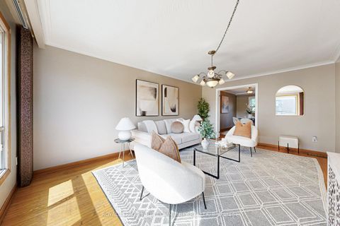 Photo 8 at 2 Maryport Avenue, CFB, Toronto