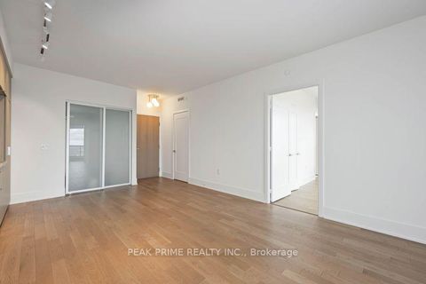 Photo 7 at 4218 - 585 Bloor Street E, North St. James Town, Toronto