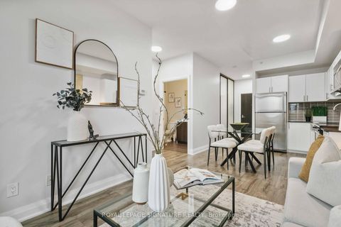 Photo 10 at 212 - 3520 Danforth Avenue, Oakridge, Toronto