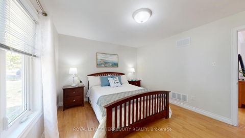 Photo 6 at 49 Furnival Road, Parkview, Toronto