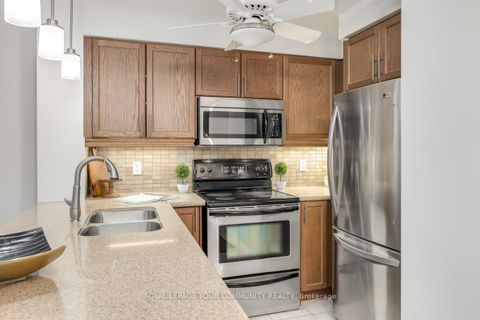 Photo 2 at 204 - 18 Harding Boulevard, Harding, Richmond Hill